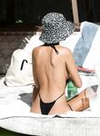 Emily Ratajkowski - Hot Bikini