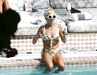 Emily Ratajkowski - Hot Bikini