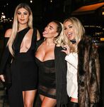 Ellie Brown Shows off Her Boobs