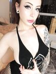 Elise Laurenne - Leaked Onlyfans