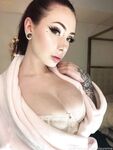 Elise Laurenne - Leaked Onlyfans
