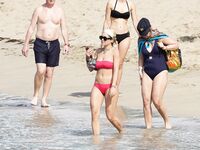 Rita Ora - Bikini 12/21/2019 — 3