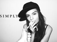 Emily Ratajkowski - Leaked and Best photos Collection