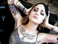 Sash Suicide 3 albums:Hangover(w. Mantis)/Haunted/Lovely Loser