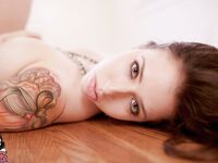 Sash Suicide 3 albums:Hangover(w. Mantis)/Haunted/Lovely Loser