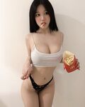 Siew Pui Yi Sexy Insta