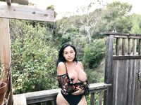 Emily Cheree updated OF