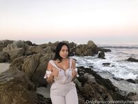 Emily Cheree updated OF