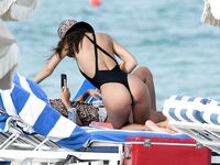 Emily Ratajkowski - Bikini + Topless [10/14/2019]