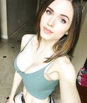 Amouranth Instagram Pics