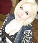 Amouranth Instagram Pics