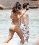 Pia Miller - Sexy Bikini [12/27/2019]