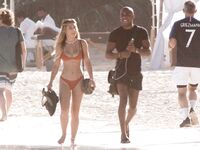 Stefanie Knight - Sexy Bikini