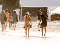 Stefanie Knight - Sexy Bikini