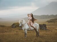 Lillias Right   631k Followers