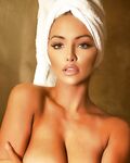 Lindsey Pelas leaked