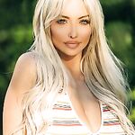 Lindsey Pelas leaked