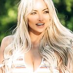 Lindsey Pelas leaked
