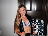 MFC TheOnlyMilf Onlyfans Photos