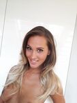Naomi Bennet - Czech Whore OnlyFans & Twitter leaked photos