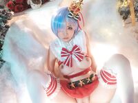 Nekokoyoshi Rem Cosplay