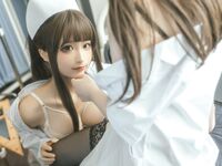 Chunmomo-Nurse Cosplay