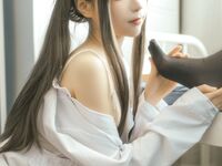 Chunmomo-Nurse Cosplay