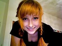 Sexy Indie Musician Tessa Violet