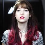 Sexy Indie Musician Tessa Violet