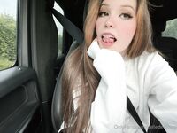 Belle Delphine - Resturant