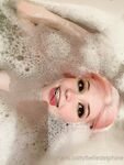Belle Delphine - Bathtub