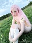 Belle Delphine - Grassfields 2
