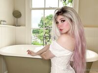 Belle Delphine - Bath 2