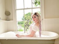 Belle Delphine - Bath 3