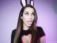 Akumagirrl GiveMeSalmon Patreon