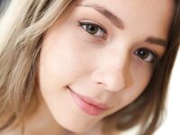 Mila Azul - A Castle Bed