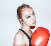 Hot indie musician and Youtuber Cami Petyn