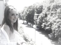 Holly Thorpe Summer Photos