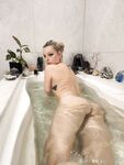Tealecoco - Bathtub
