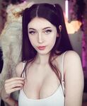 19 YEAR OLD TWITCH BABE KDRKITTEN