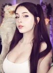 19 YEAR OLD TWITCH BABE KDRKITTEN