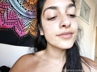 Onlyfans - Aria Khan