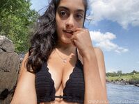 Onlyfans - Aria Khan