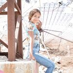 Instagram Model Ariann Music