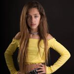 Instagram Model Ariann Music