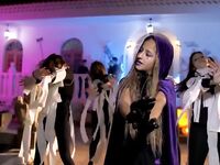 Instagram Model Ariann Music