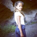 Instagram Model Ariann Music