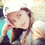 Instagram Model Ariann Music