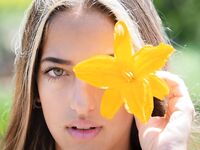 Instagram Model Ariann Music