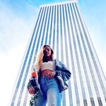 Instagram Model Ariann Music